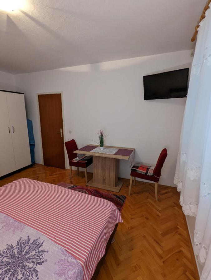 Apartment Bracic Водице Екстер'єр фото