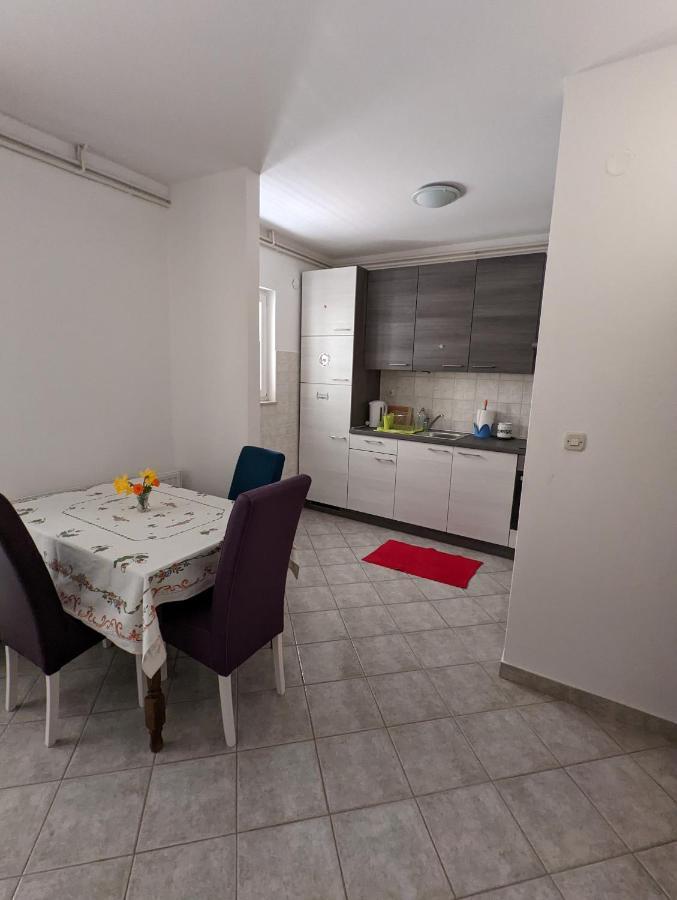 Apartment Bracic Водице Екстер'єр фото